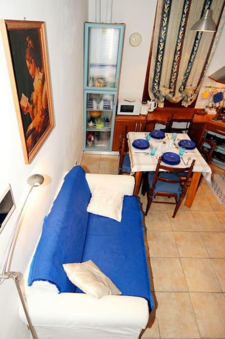 Casa Vacanza Lyudmyla Местре Екстериор снимка