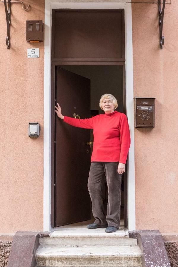 Casa Vacanza Lyudmyla Местре Екстериор снимка