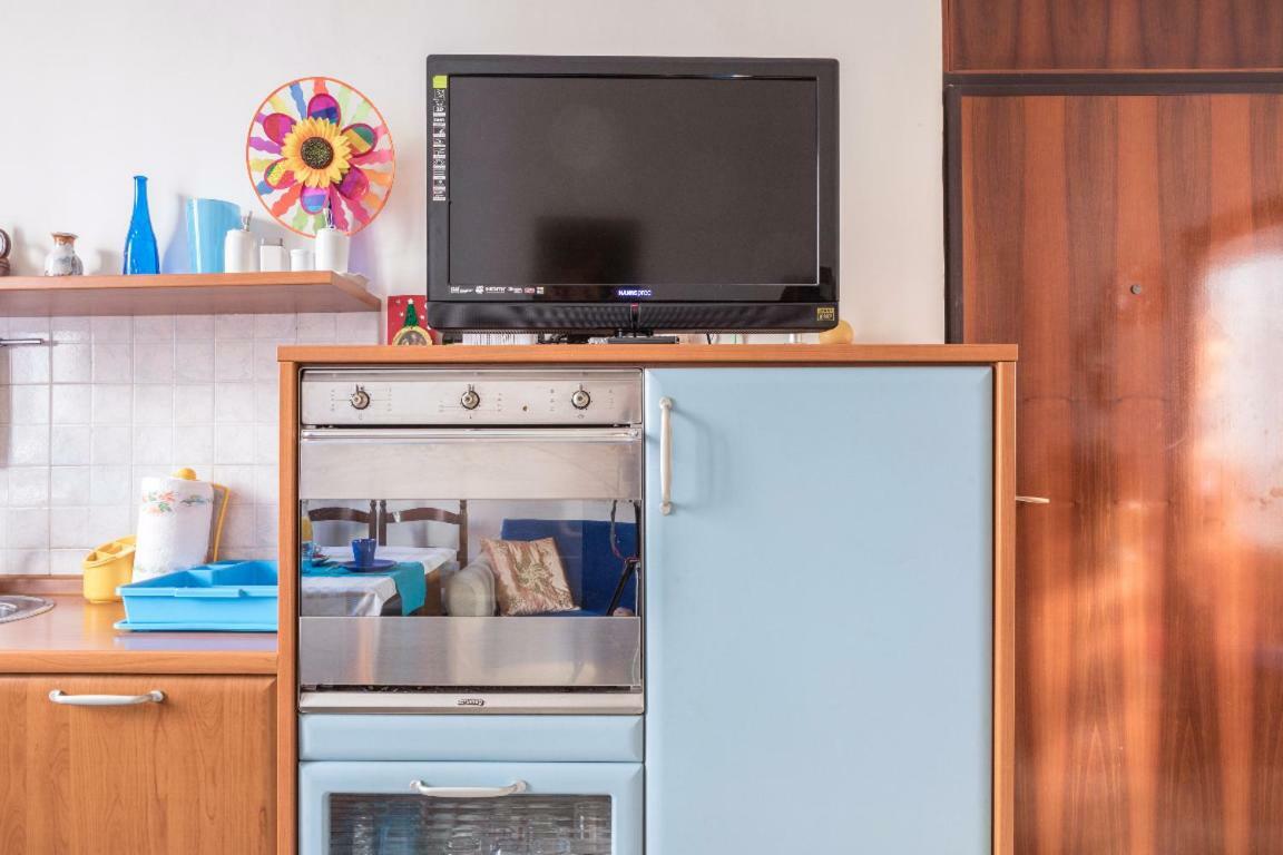 Casa Vacanza Lyudmyla Местре Екстериор снимка